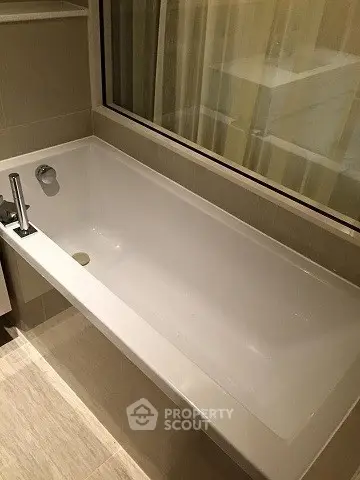  2 Bedrooms Condo at H Sukhumvit 43-1