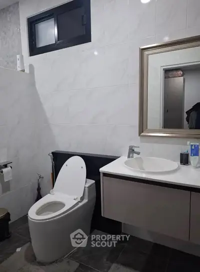 Modern bathroom with sleek fixtures and elegant design