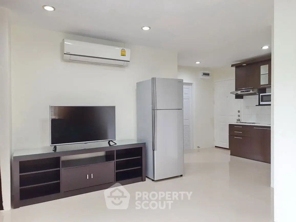 7f04bbeaa69562ebfc2813225dd9f44e (1).jpg