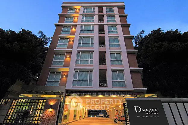 Fully Furnished 2 Bedrooms Apartment at D Varee Residence Montara Thonglor 25-2