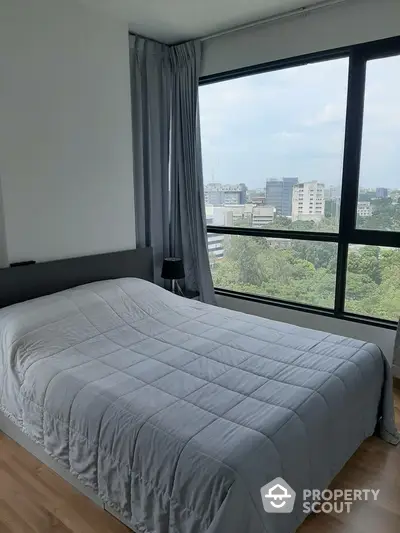  2 Bedrooms Condo -5