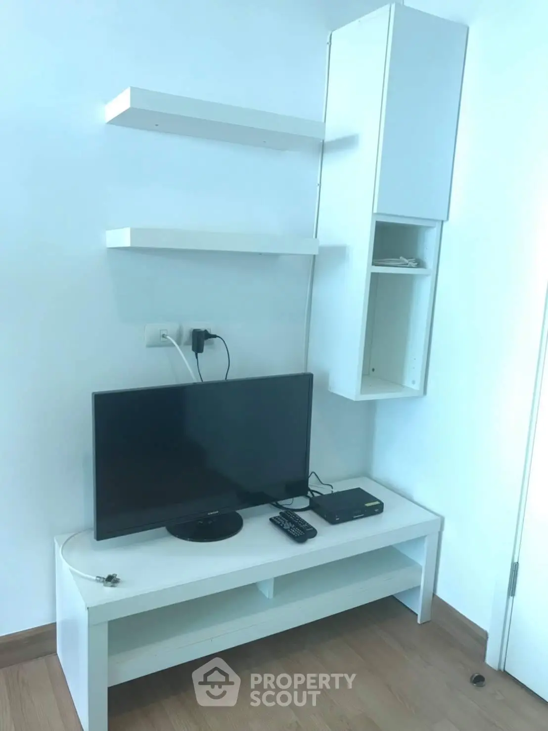  1 Bedroom Condo at Aspire Rama 4-2
