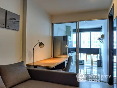  1 Bedroom Condo at Rhythm Sathorn Narathiwas Livingroom