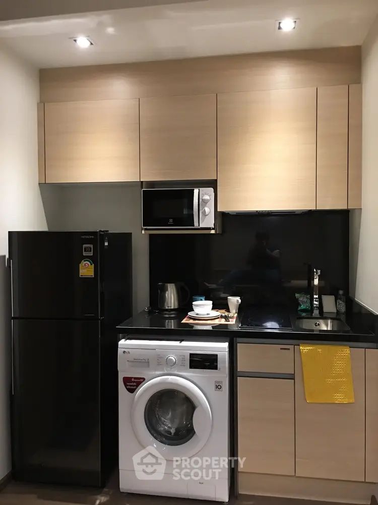  1 Bedroom Condo at Park Origin Phrom Phong-1