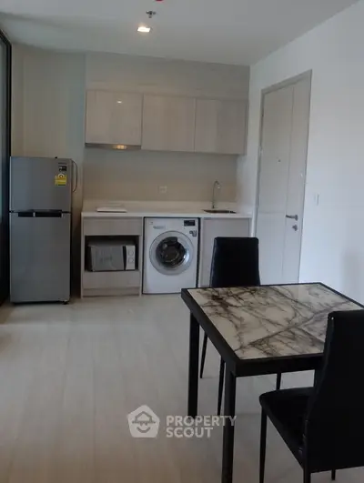  1 Bedroom Condo at Life Sukhumvit 48-3