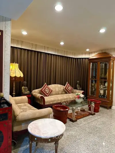 image_rental-29515752