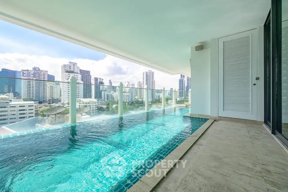 Luxurious apartment with private balcony pool and stunning city view