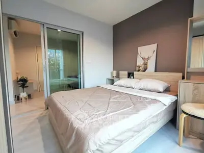 Modern bedroom with stylish decor and cozy ambiance