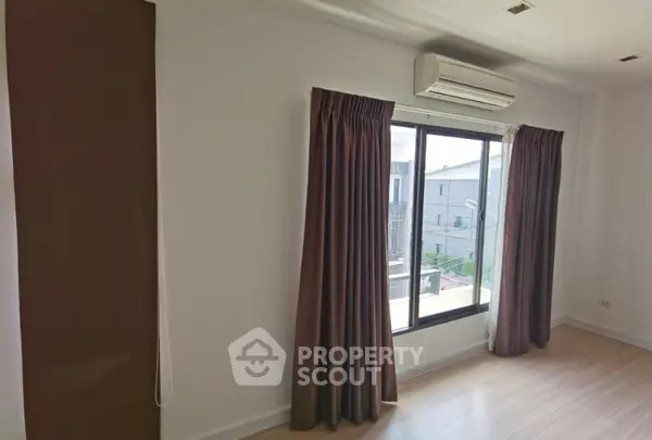 image_rental-5989085