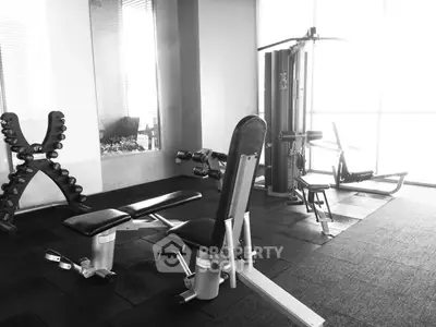 Fully Furnished 1 Bedroom Condo at Ideo Q Phayathai-5