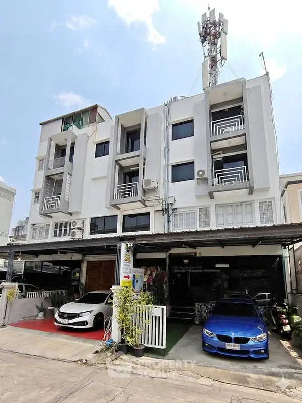 image_rental-31871170