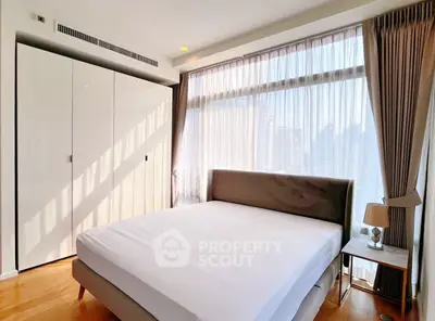 2074730-2-Photoroom.png