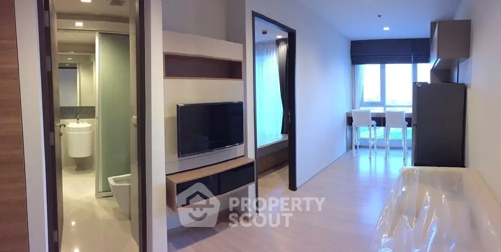  1 Bedroom Condo at Rhythm Sathorn-1