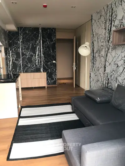  2 Bedrooms Condo at Park Origin Phrom Phong Livingroom