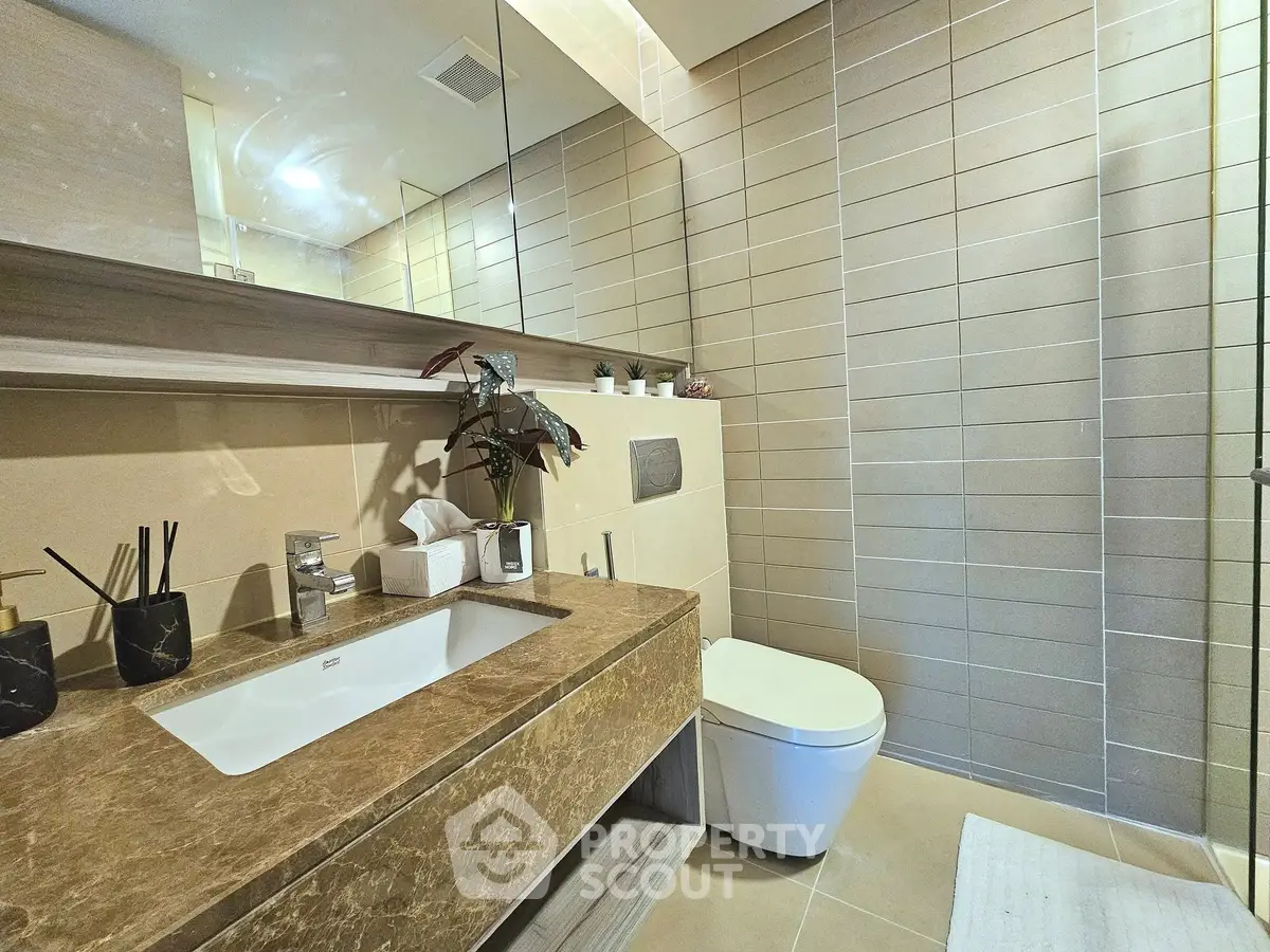 Modern bathroom with sleek design and elegant fixtures