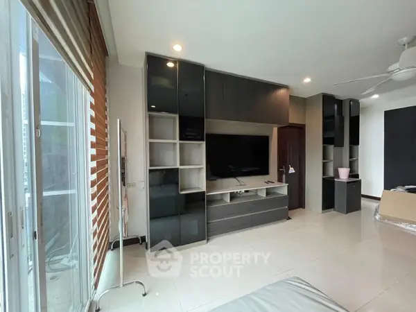 image_rental-30772772