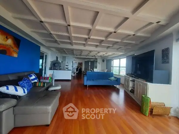 image_rental-10285160