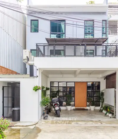 image_rental-30660759