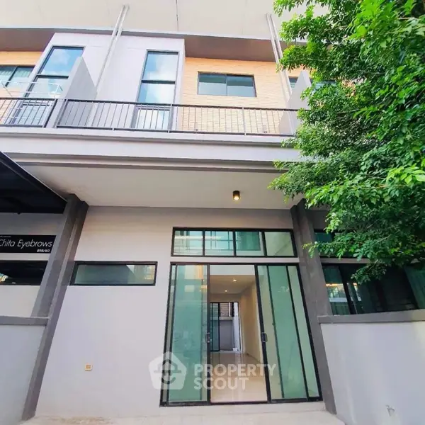 image_rental-27680894