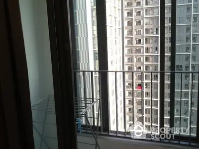  1 Bedroom Condo at Ideo Mobi Sukhumvit-2