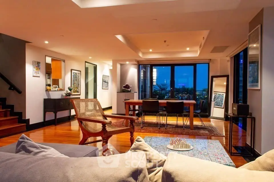  3 Bedrooms Condo -1