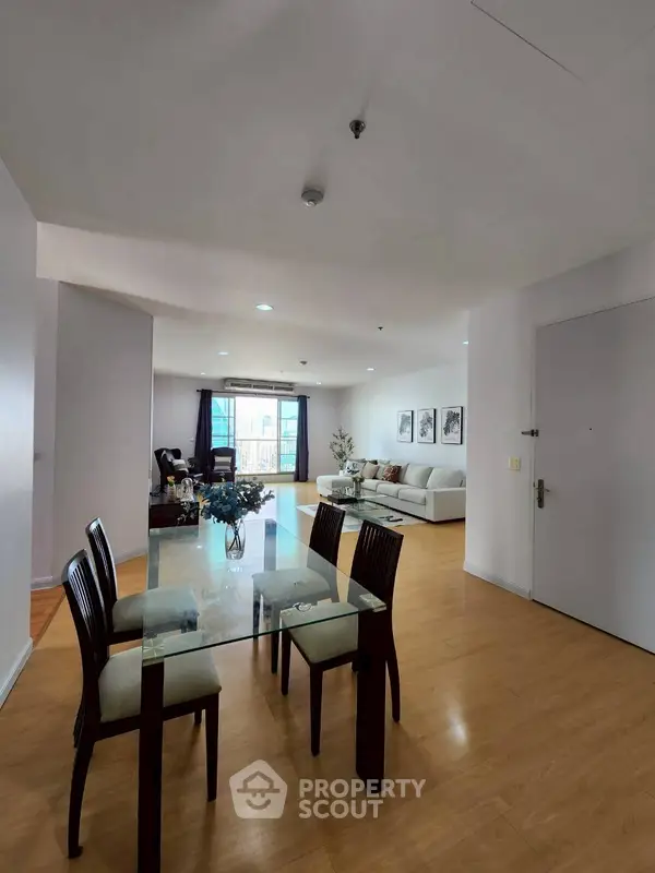 image_rental-28710351