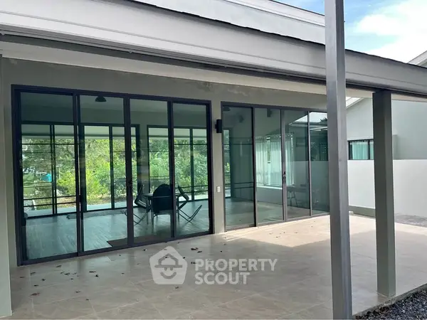 image_rental-28926743