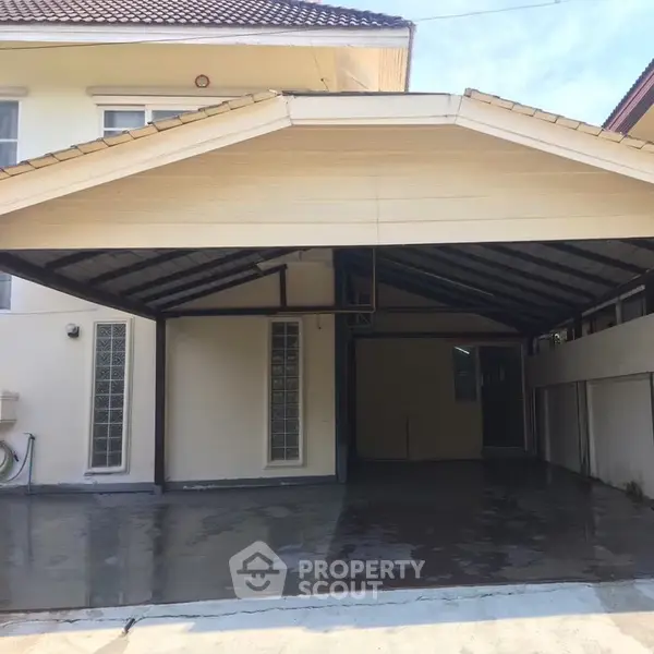 image_rental-8338665