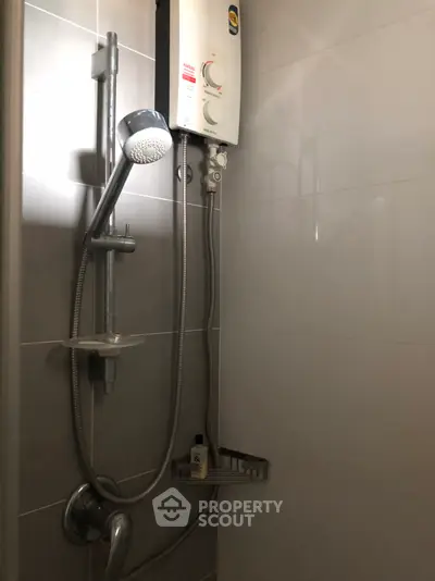 Fully Furnished 1 Bedroom Condo at Lumpini Place Rama 4 Kluaynamthai-5
