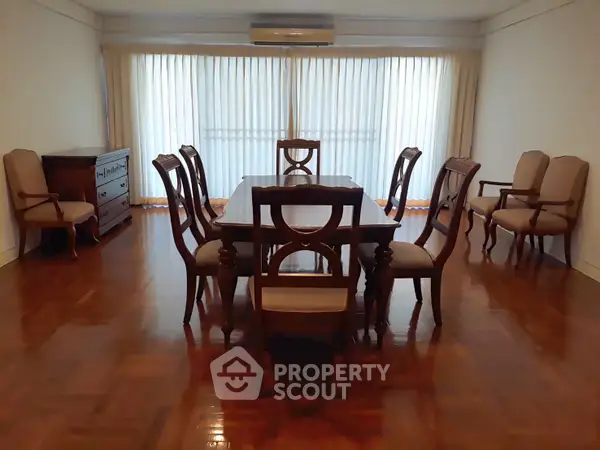 image_rental-27105262