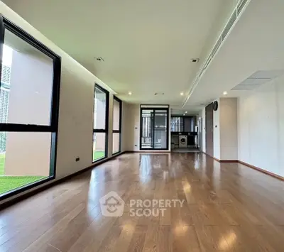 image_rental-31591976