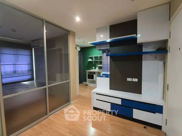 image_rental-31003691