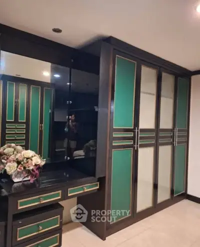 image_rental-28952934