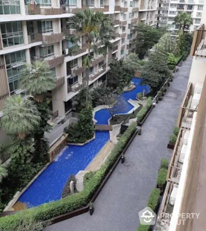  1 Bedroom Condo at The Clover Thonglor Residence-1