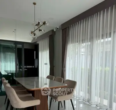 image_rental-31582782