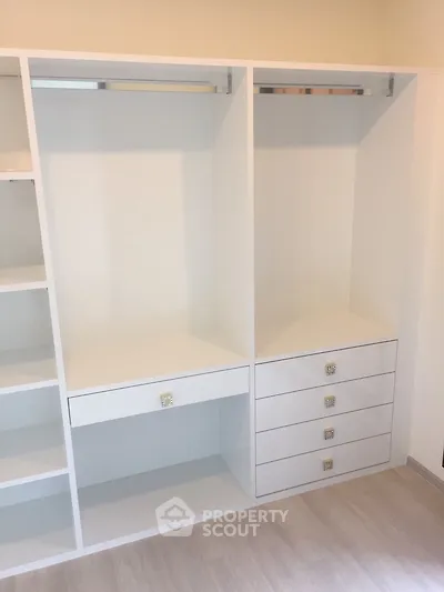  2 Bedrooms Condo at Life Asoke ไลฟ์ อโศก-4