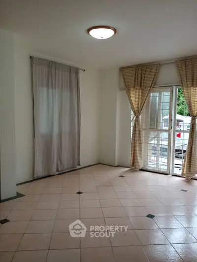 image_rental-29628554