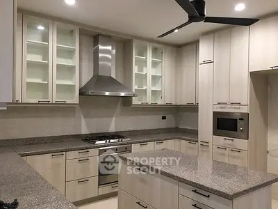 Fully Furnished 3 Bedrooms Apartment at U 26 I Residence-4