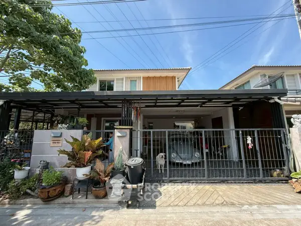 image_rental-30305894