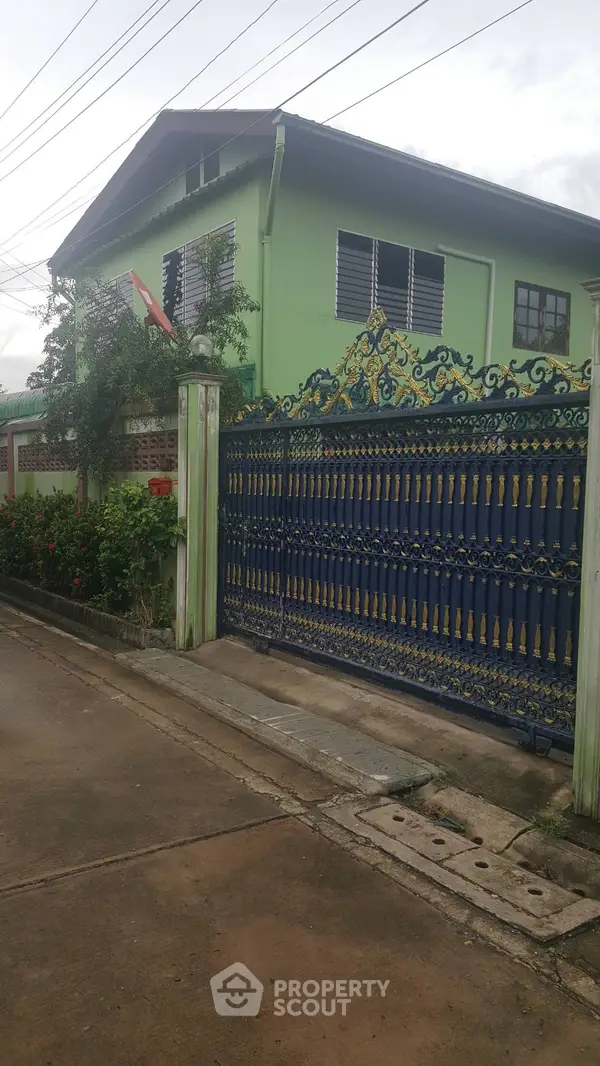 image_rental-5976377