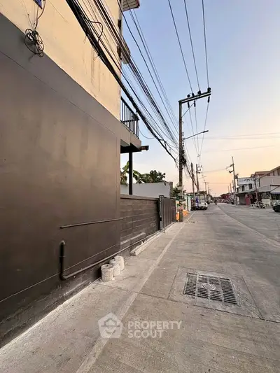 image_rental-31076581