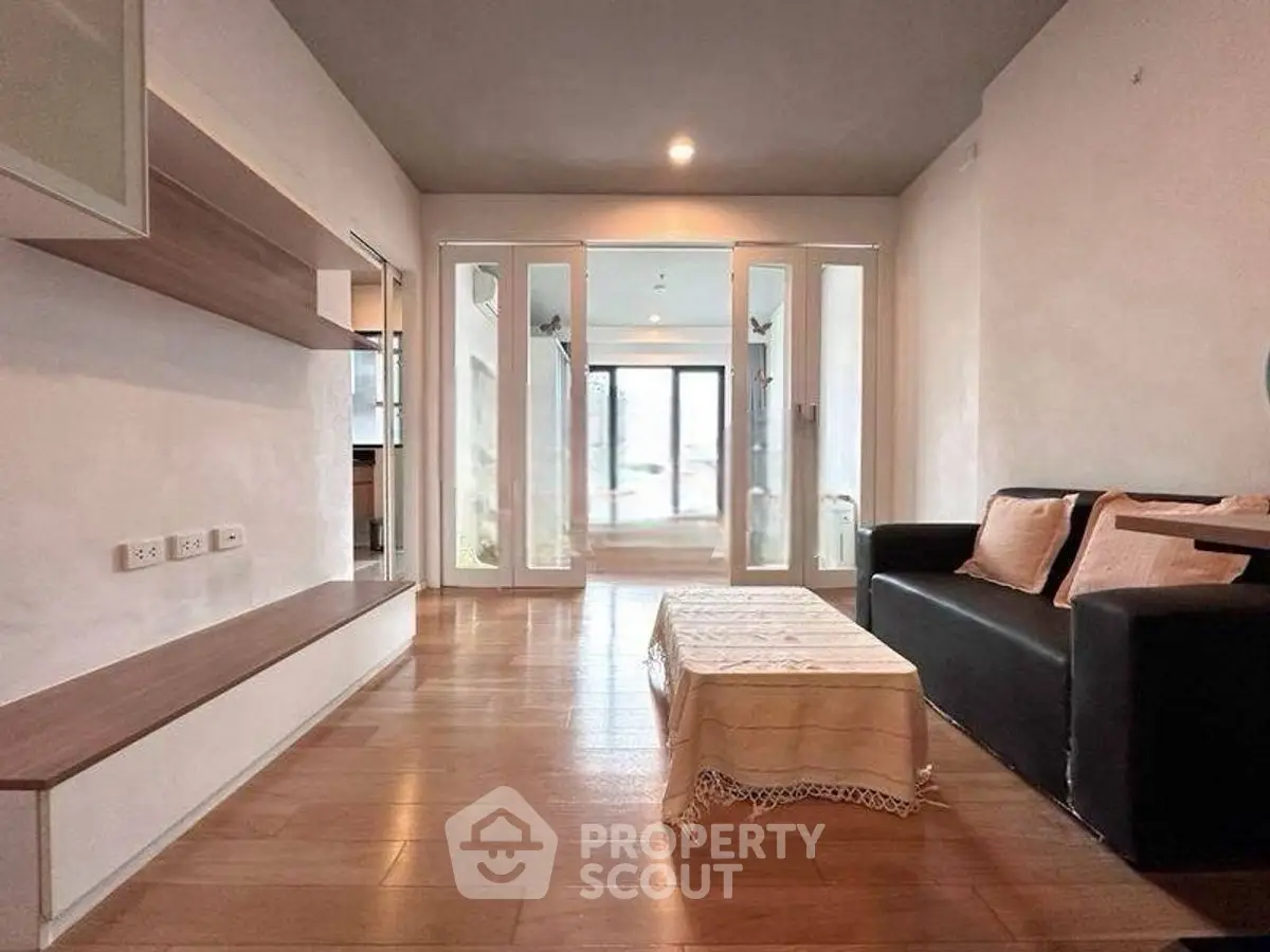 bc2ba8dfa1eb289e1f18a920d24dcc59 (1).jpg