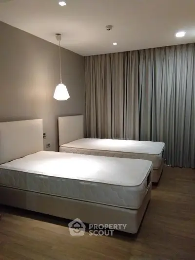 image_rental-30725575