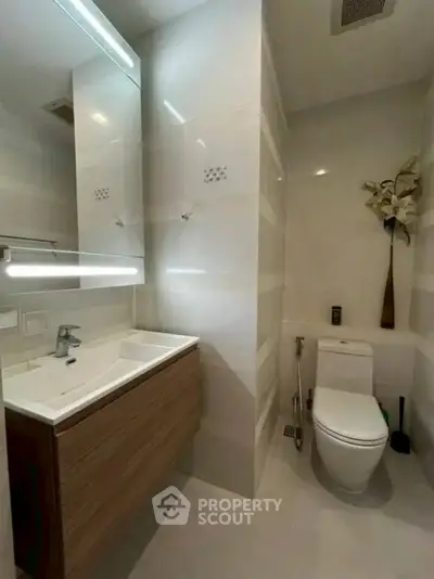 Modern bathroom with sleek fixtures and elegant design