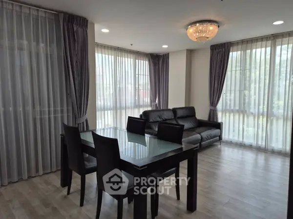 image_rental-35416043