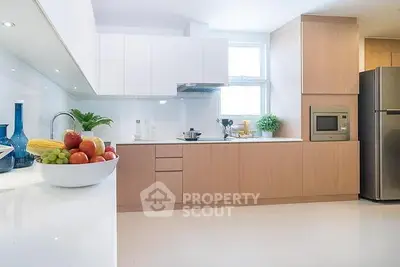 Fully Furnished 3 Bedrooms Apartment at RQ Residence-3