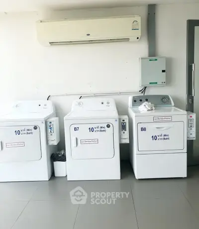  1 Bedroom Condo at Ideo Mobi Sukhumvit-5