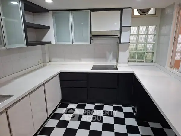 image_rental-30868880