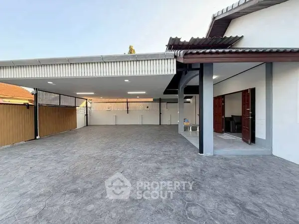 image_rental-28623979