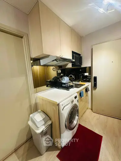 image_rental-30042099